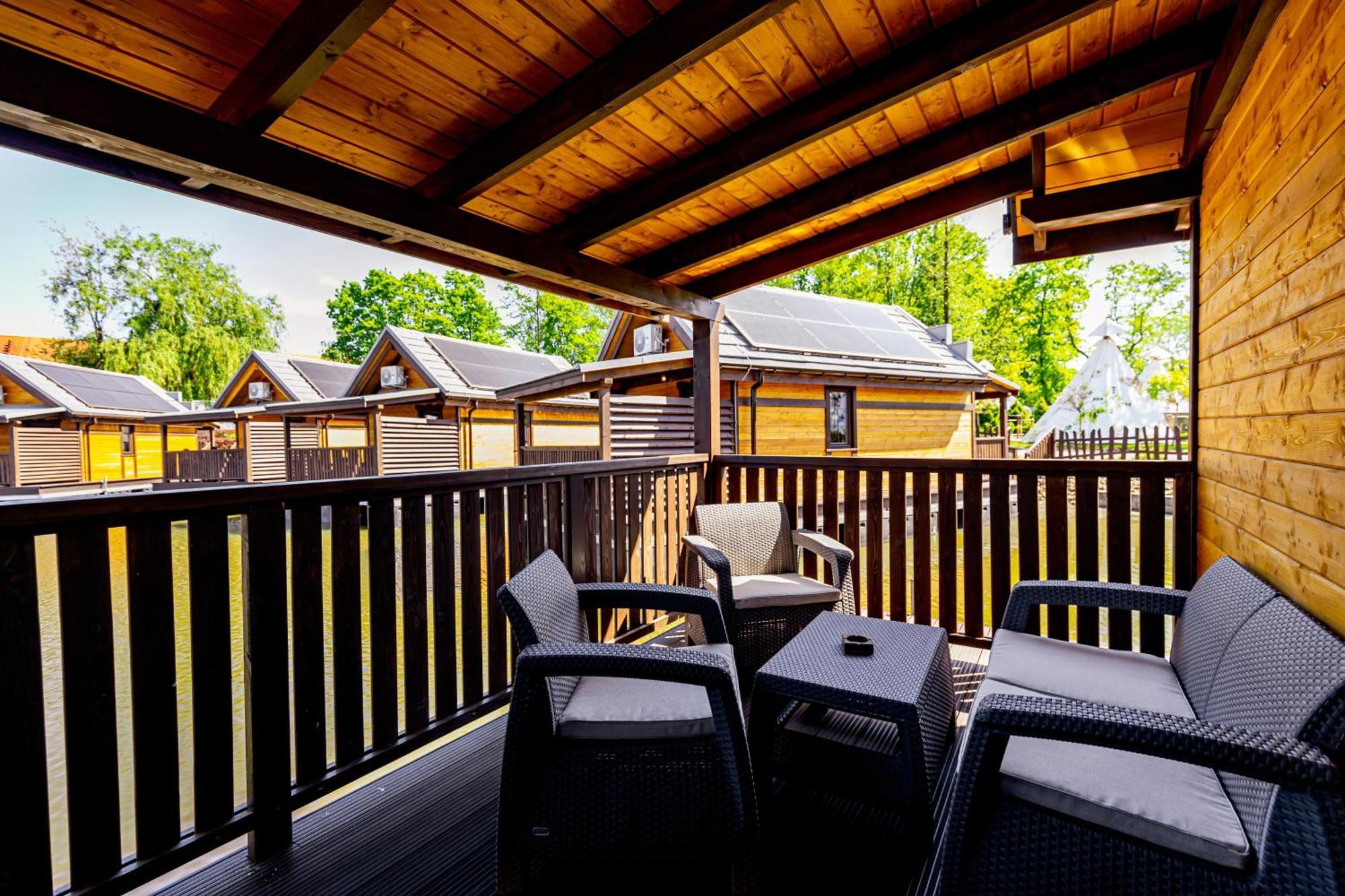 Western Camp Resort 자토르 외부 사진