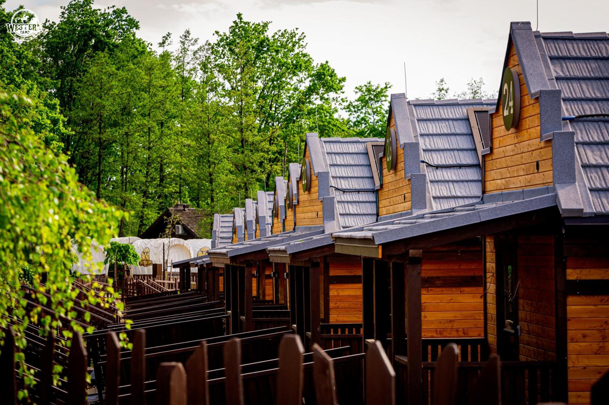 Western Camp Resort 자토르 외부 사진