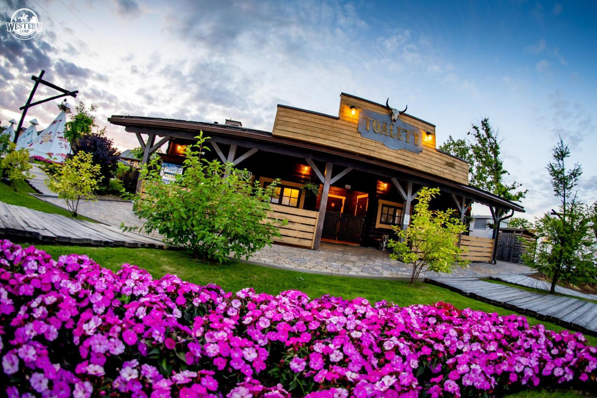 Western Camp Resort 자토르 외부 사진