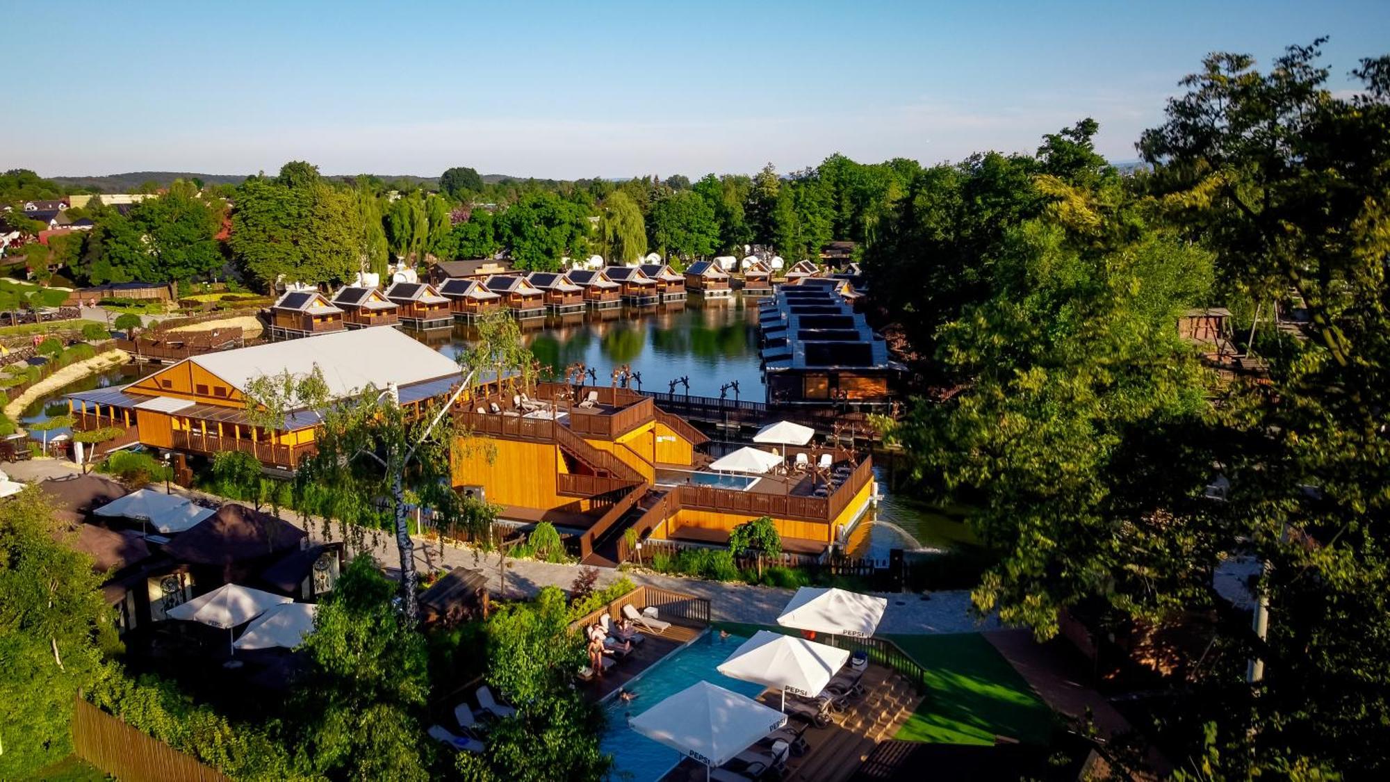 Western Camp Resort 자토르 외부 사진
