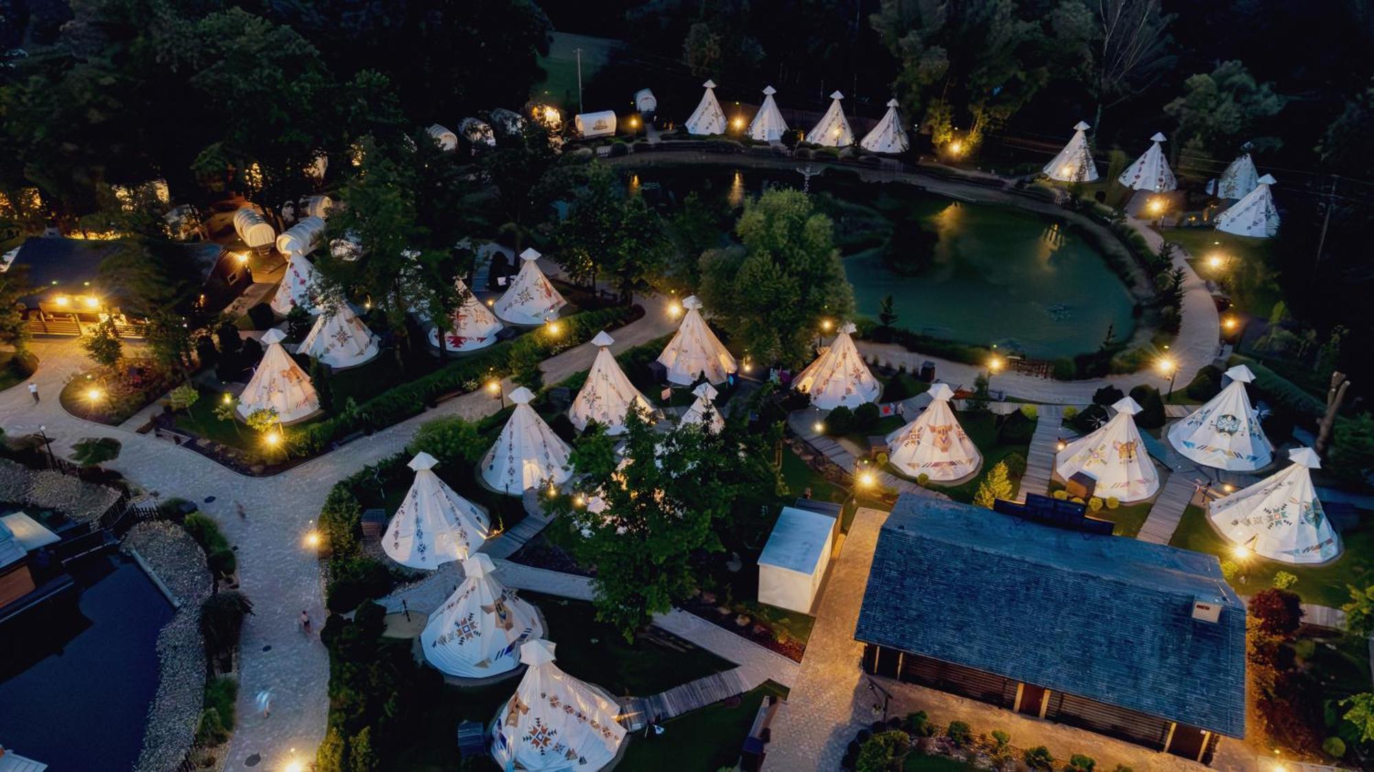 Western Camp Resort 자토르 외부 사진